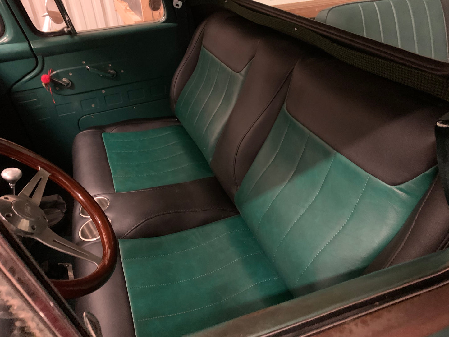 Universal Bench Seat